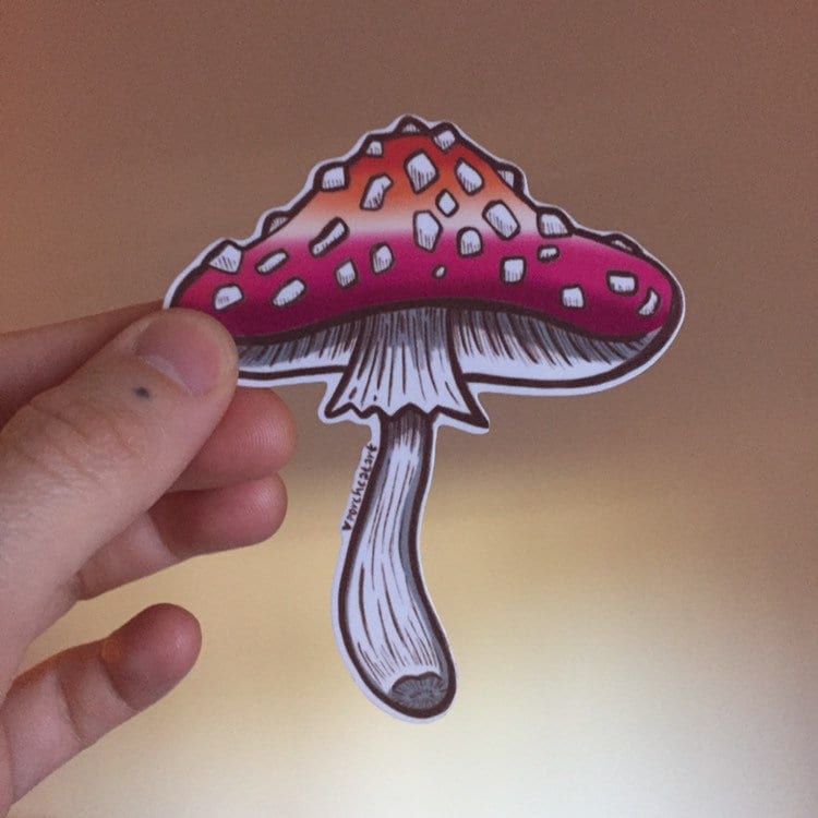 STICKER: Single Amanita Muscaria Mushroom