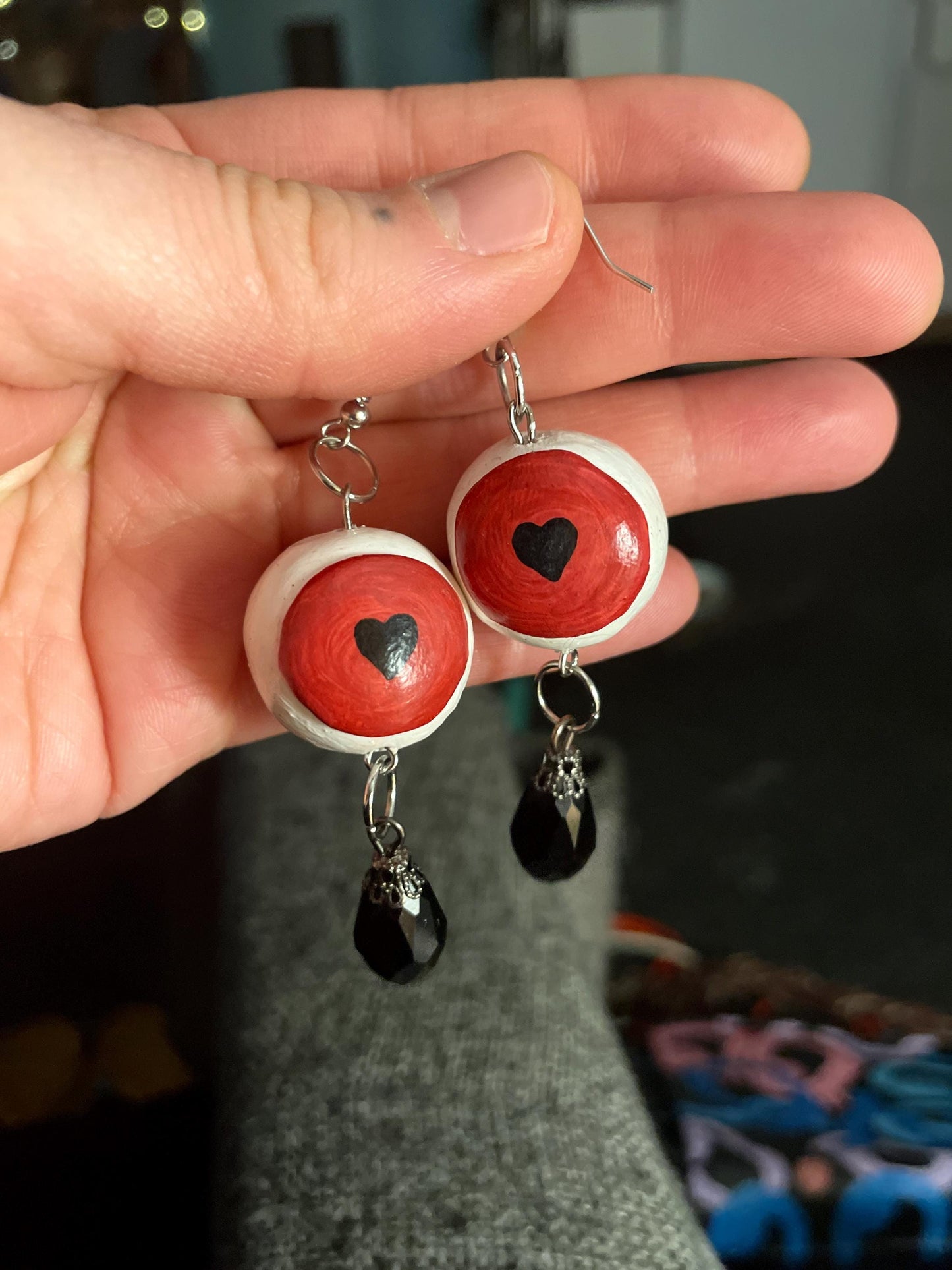 JEWELRY: Heart Eyes Chunky Dangling Earrings