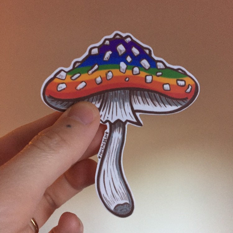 STICKER: Single Amanita Muscaria Mushroom